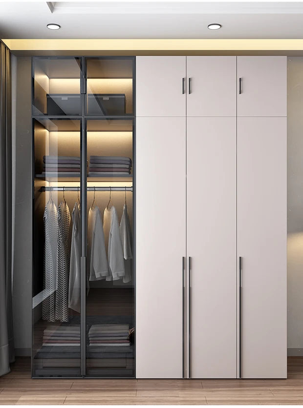 Housekeeper on wall multifunctional storage